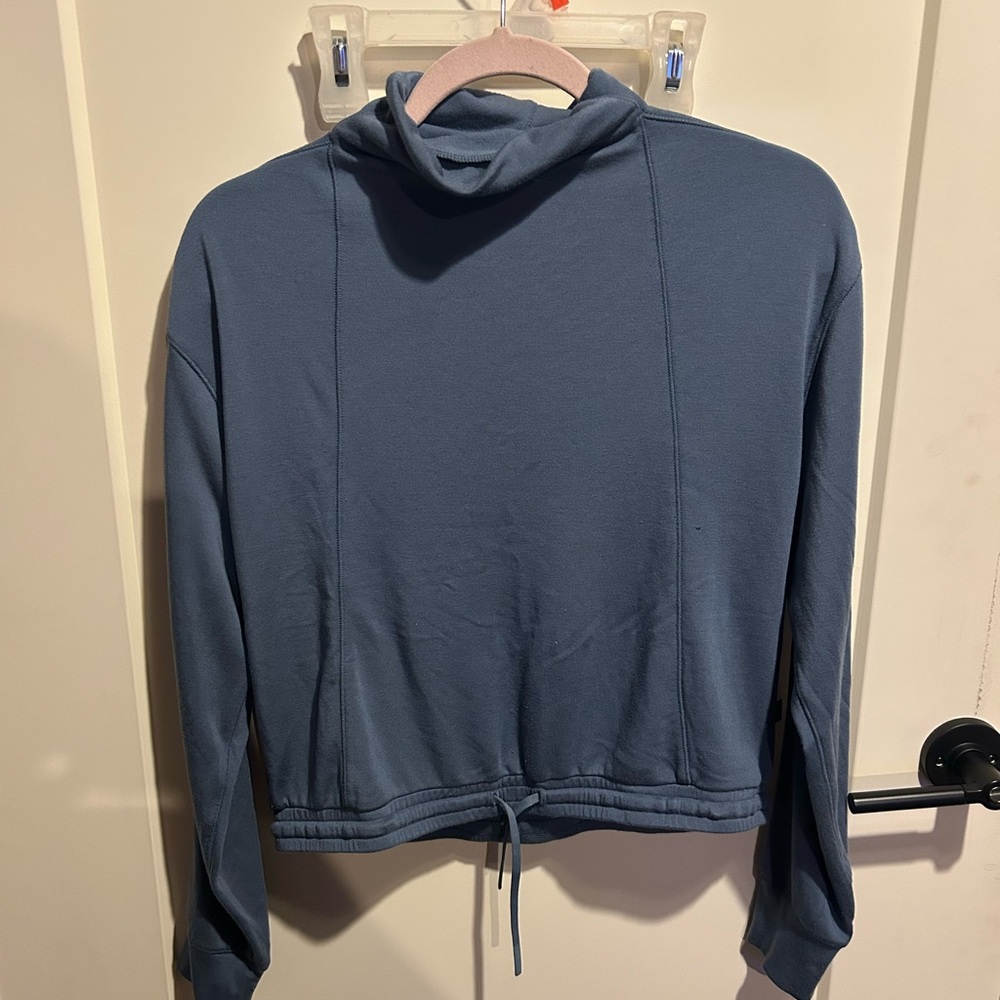 Kit+ace mock neck